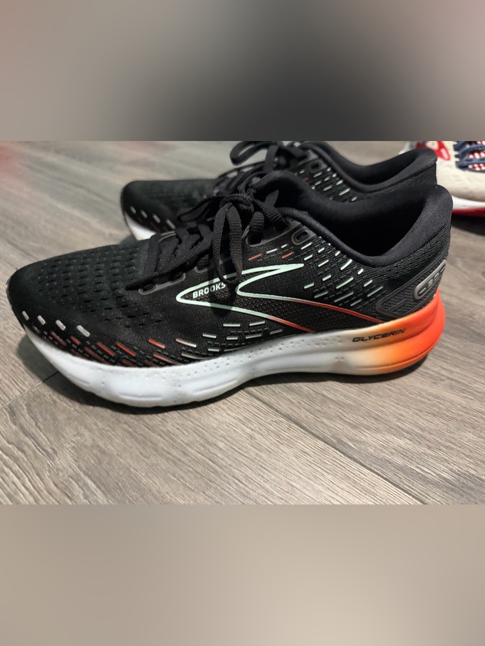 Brooks glycerin 20 women’s Black Athletic Shoes with White Sole and Red Accents
